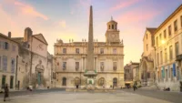 Arles