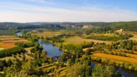 Most itineraries cover three rivers, including the Dordogne