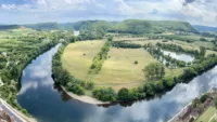 The Bordeaux rivers are at their quietest in spring
