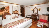 Ganges Voyager II Suite Credit Uniworld