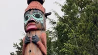 A totem pole at Saxman Totem Park