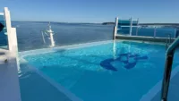 Sailing the Strait of Georgia