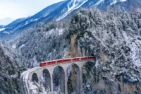 The Glacier Express on the Landwasser Viaduct | Credit: Shutterstock