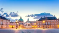 Amalienborg Palace in Copenhagen Shutterstock Hurtigruten