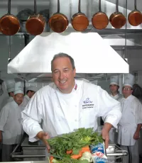 “Royal Chef” Darren McGrady to sail with Windstar on British Isles cruise