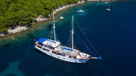 Split, Hvar and the Delights of Dalmatia Yacht Cruise - MS Mendula