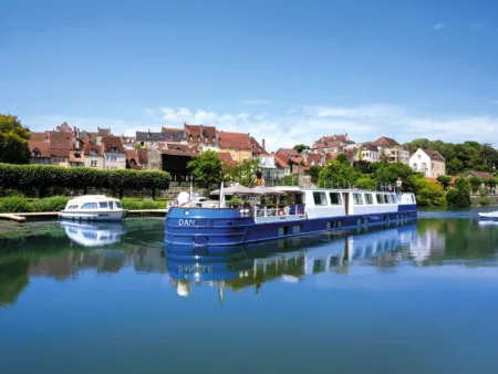 Fine Food and Wines on a Cruise through the Burgundy Region (port-to-port cruise)