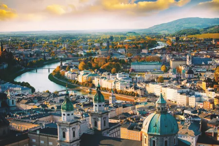 The Danube’s Imperial Cities and Yuletide Markets from Budapest