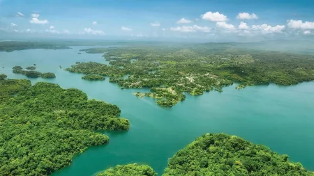 12-Day World Cruise: Panama to Callao