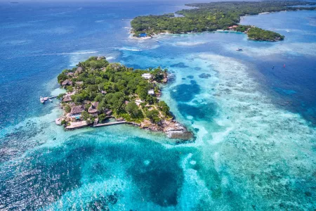 Luxury Panama Canal & Southern Caribbean: Abc Islands With Miami Stay