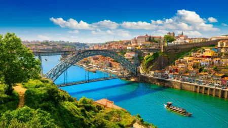 Barcelona & Secrets of the Douro