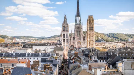 Cruise & Tour: Indulge in France & Britain