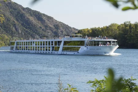 Swiss Wonders & Sensations of Lyon & Provence