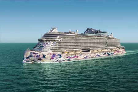 Caribbean: Great Stirrup Cay, Dominican Republic & Tortola