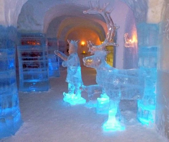 Ice statues in the Sorrisniva Igloo Hotel