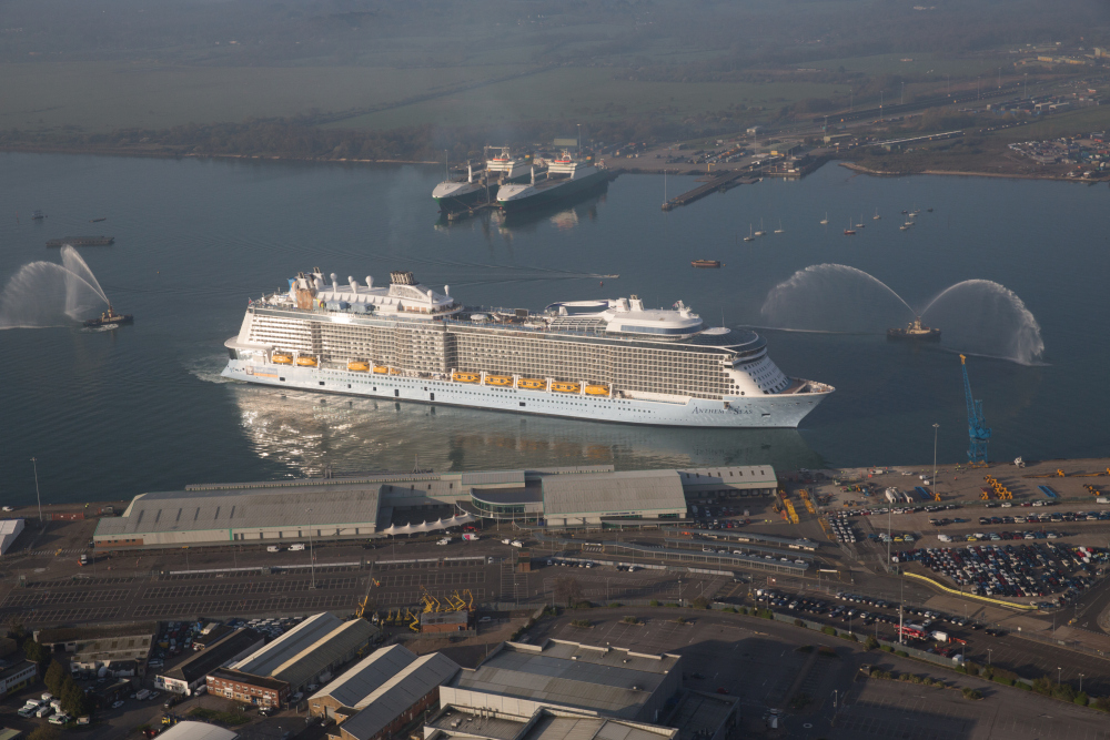 Anthem of the Seas arrives in Southampton.