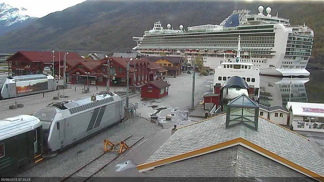 Azura in Flåm