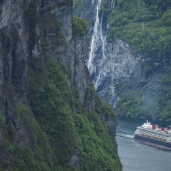 Disney Magic sails to Norway