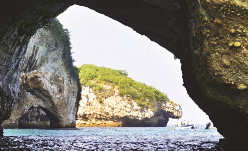 Los Arcos National Marine Park