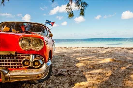 Cadillac on the beach - Cuba