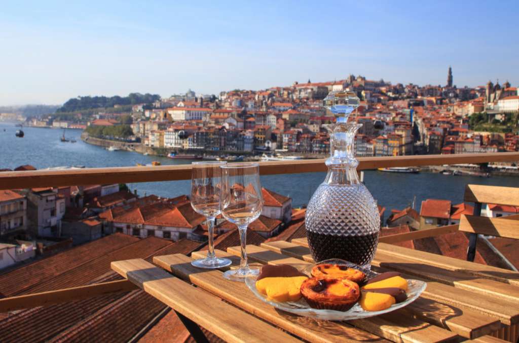 Pasteis de Nata - Wine - Porto