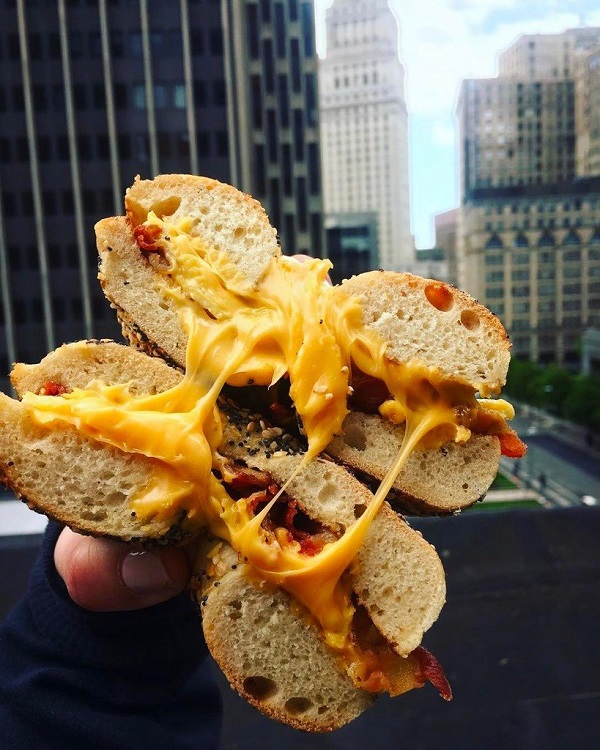 Cheesy bacon bagel - New York - USA