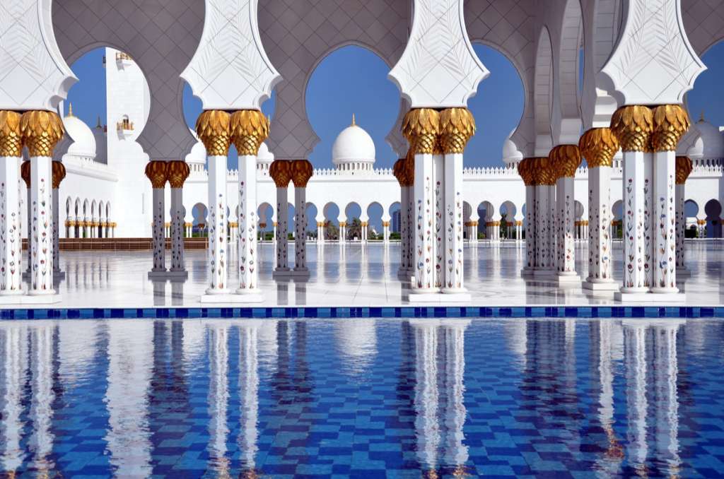 Middle East travel: Grand Mosque - Abu Dhabi - Middle East