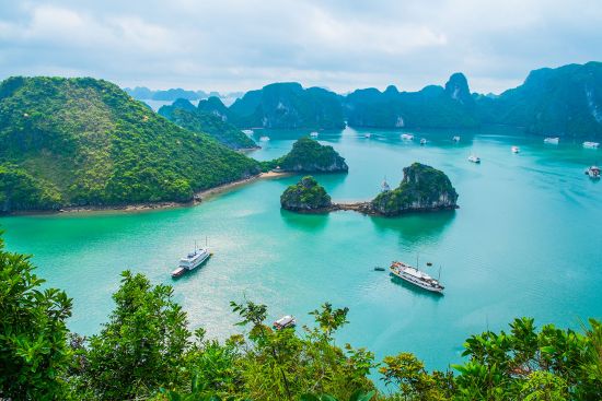 Cruise ships in Halong Bay, Vietnam, Southeast Asia