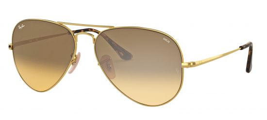 Lisa Snowdon's brown Ray-Ban Aviator sunglasses cruise suitcase essentials