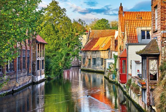 Solo cruises: bruges