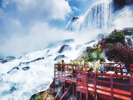 North America cruises: Niagara falls