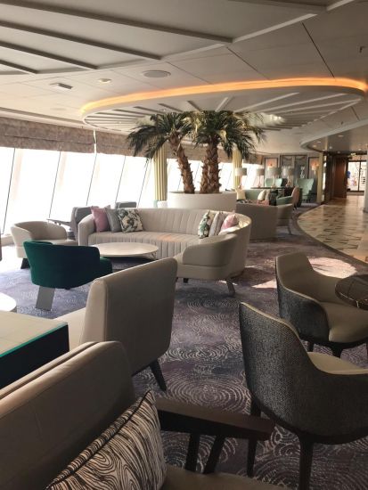 Crystal Serenity lounge