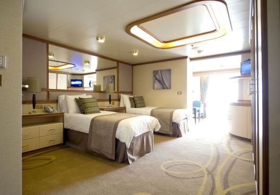 P&O Cruises Azura cabin