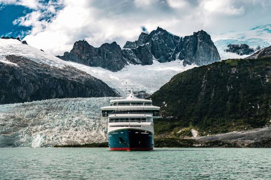 Patagonia cruise: Australis Ventus