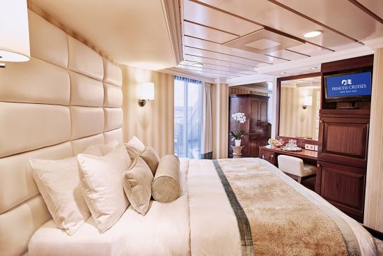 Loyalty schemes: cruise ships, cabin upgrades