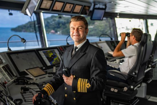 Cruise ship coronavirus: scenic eclipse captain