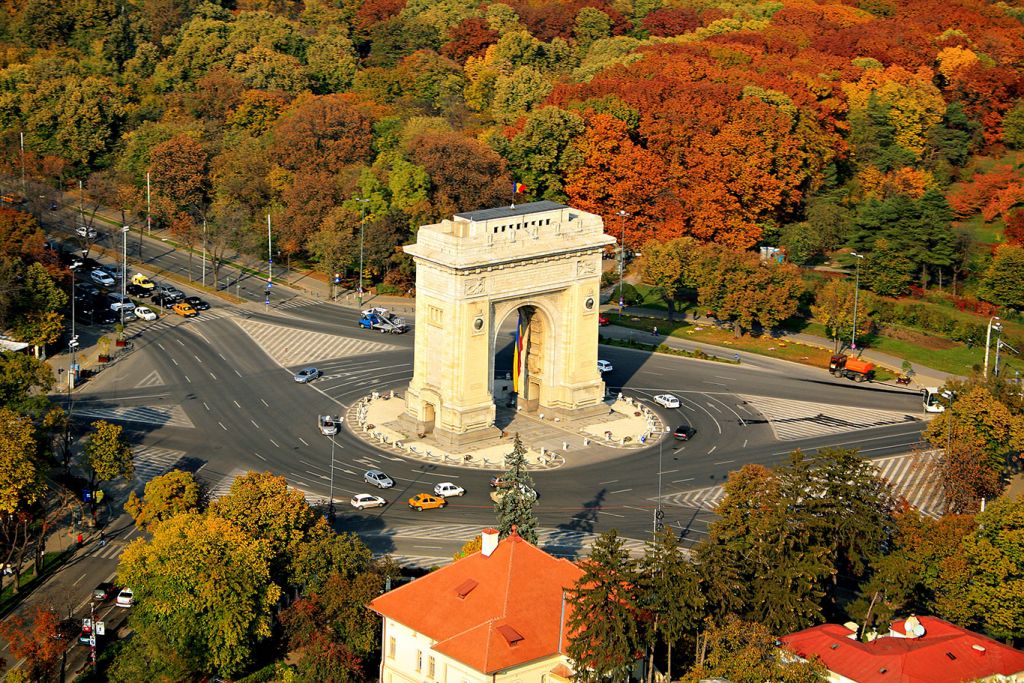 Danube river cruise: Bucharest triumphal arch