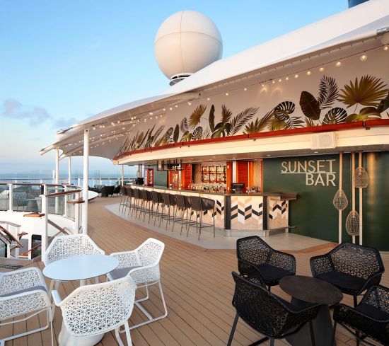 Celebrity Silhouette: Sunset Bar