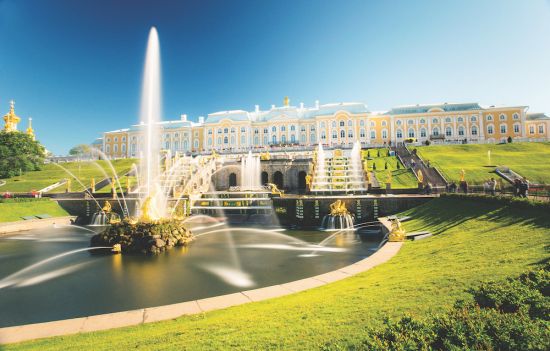 peterhof palace russia