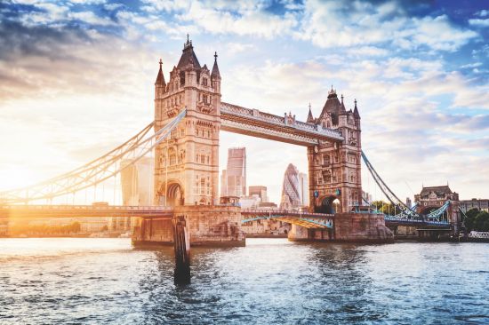 tower bridge london